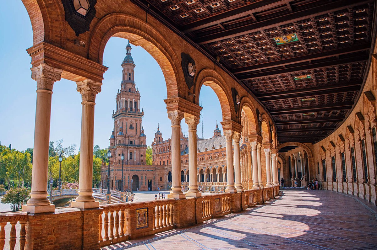 Andalusian Splendors diseñado por LAT.40