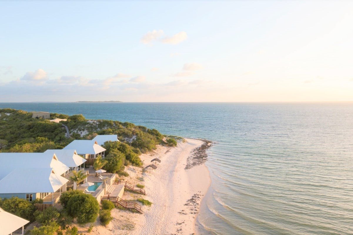 Azura Marlin Beach en su destino