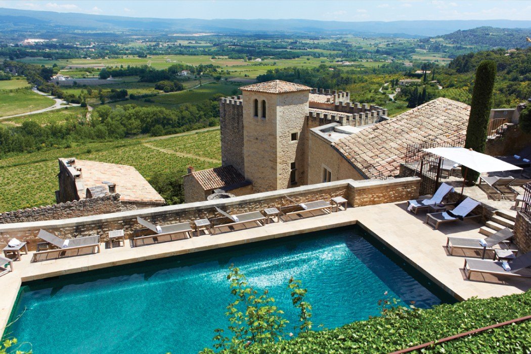 Crillon Le Brave en France
