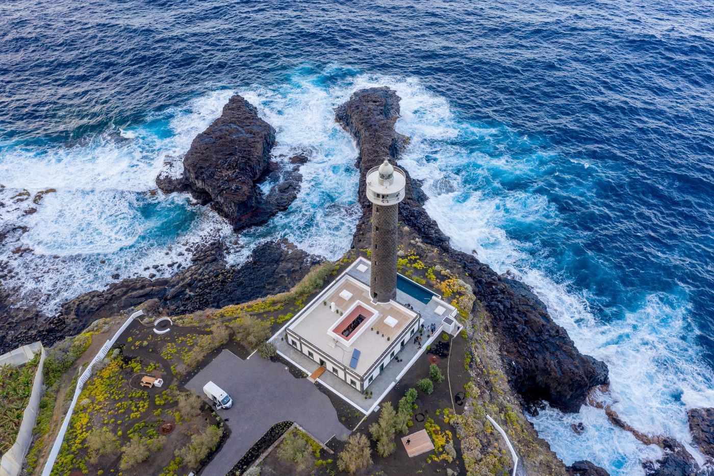 Faro de Punta Cumplida en su destino