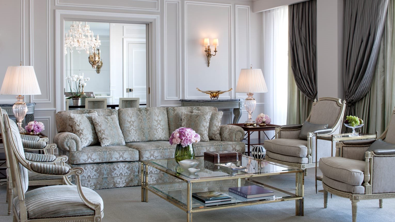 Four Seasons Hotel Ritz en su destino