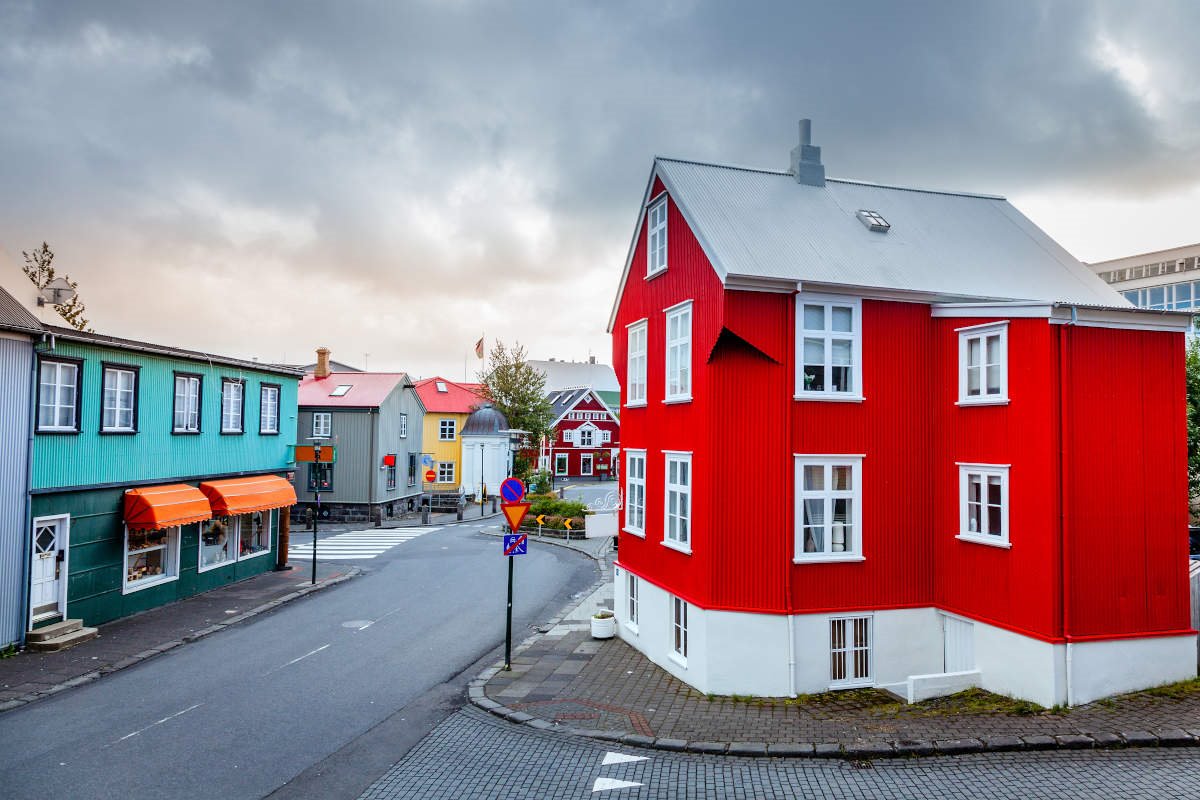 Reykjavik | LAT.40