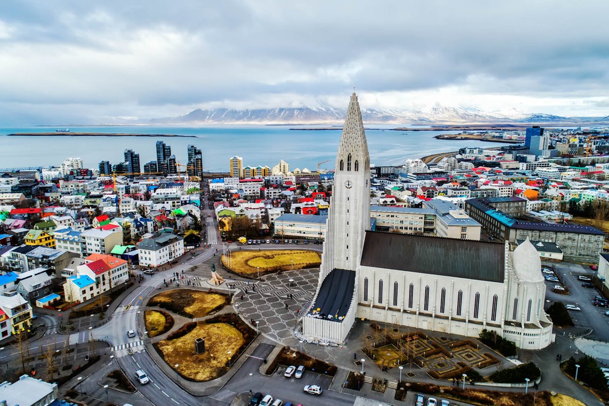 Reykjavik | LAT.40