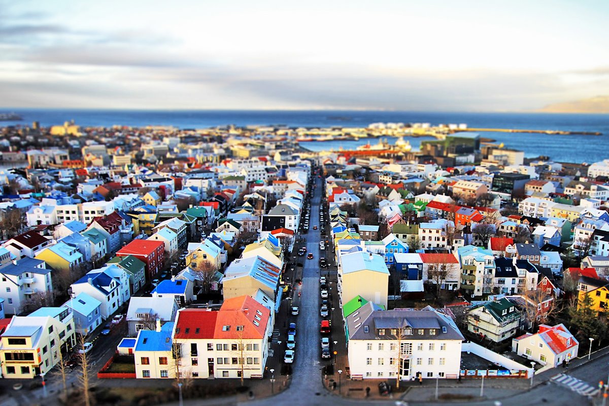 Reykjavik | LAT.40