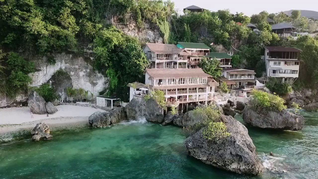 Dreamsea Surf Camp Bali Uluwatu en bali