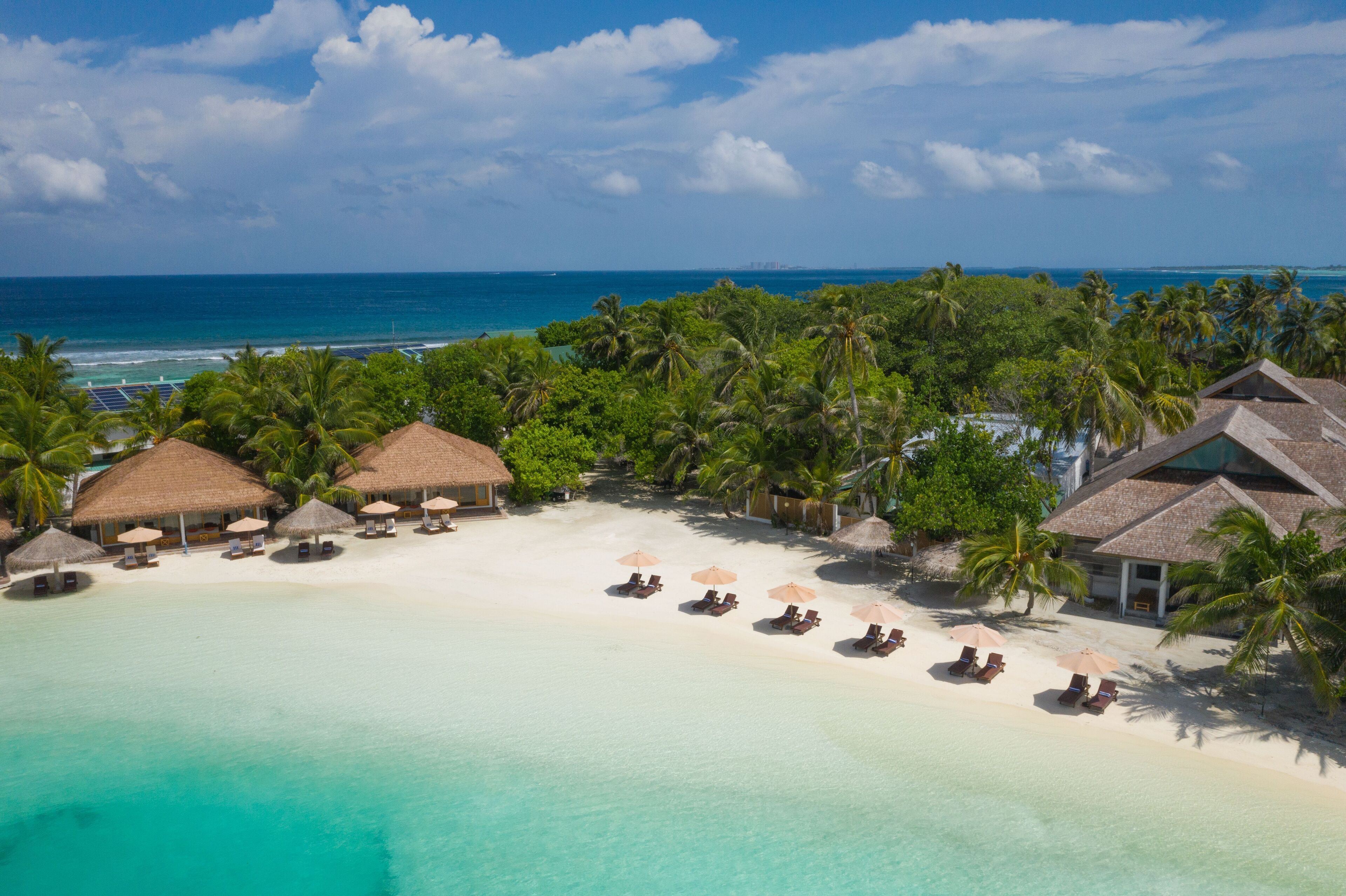 Cinnamon Dhonveli Beach Resort en Maldivas