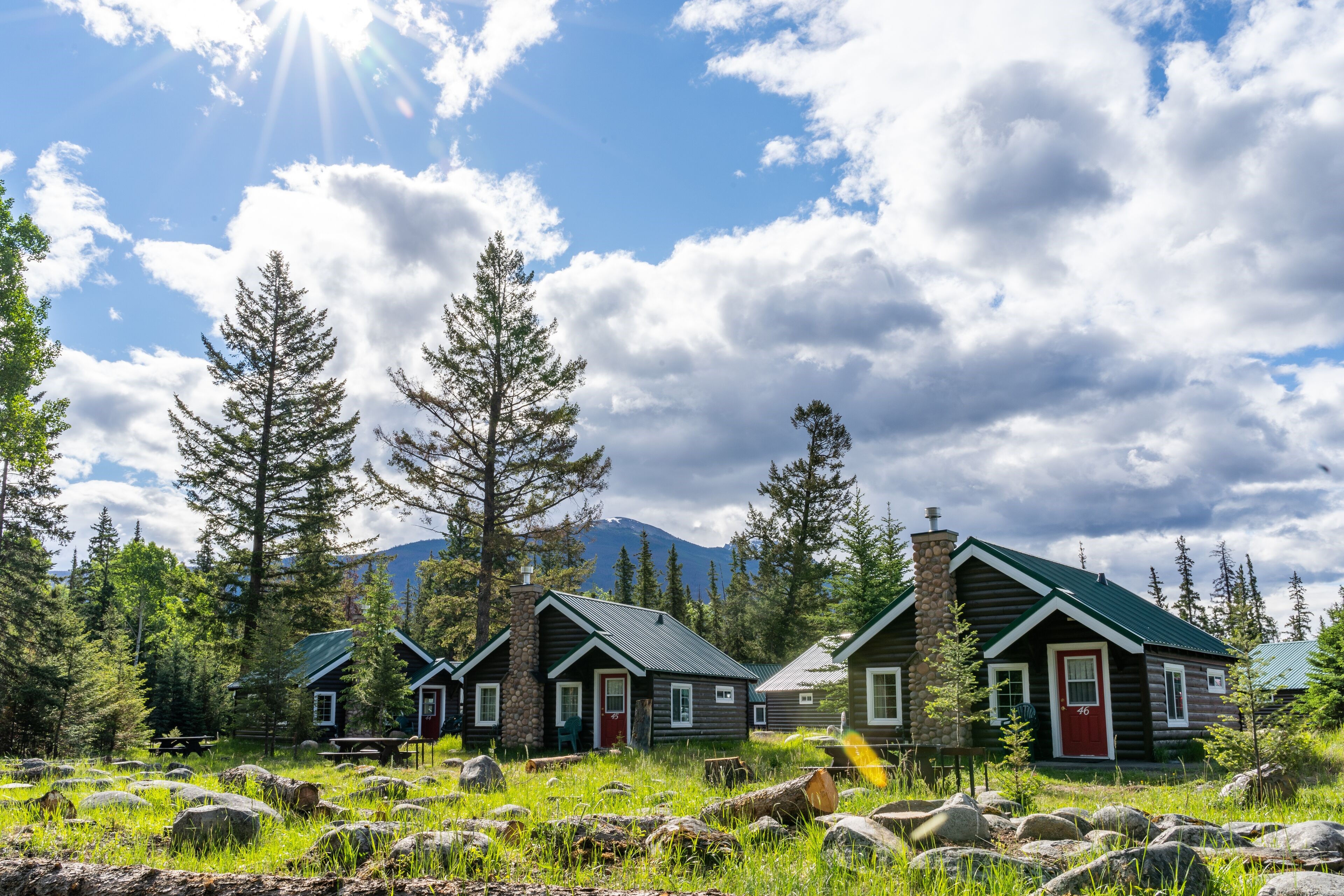 Pine Bungalows en su destino