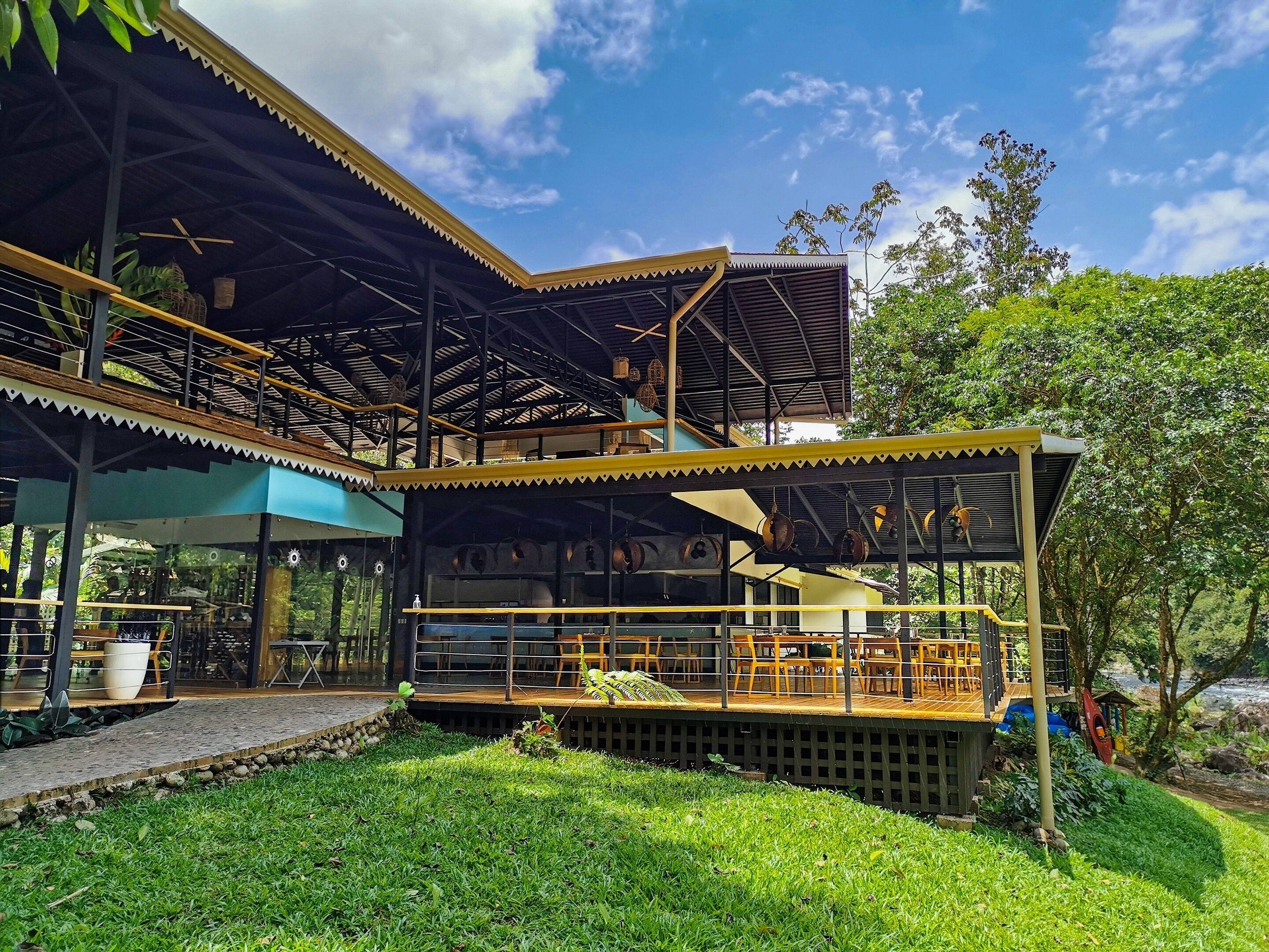 Pacuare Lodge by Böëna en Rio Pacuare