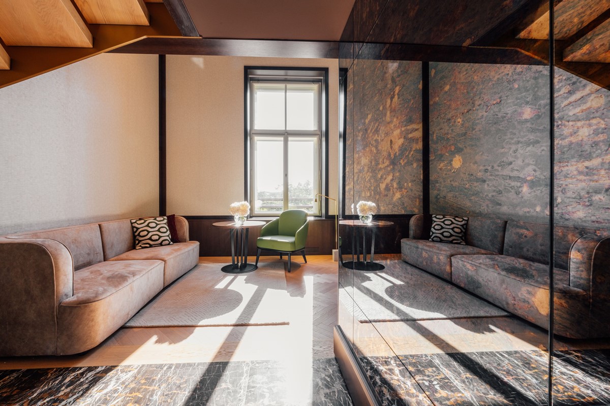 Almanac Palais Vienna