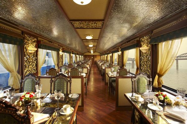 Maharajas' Express en India