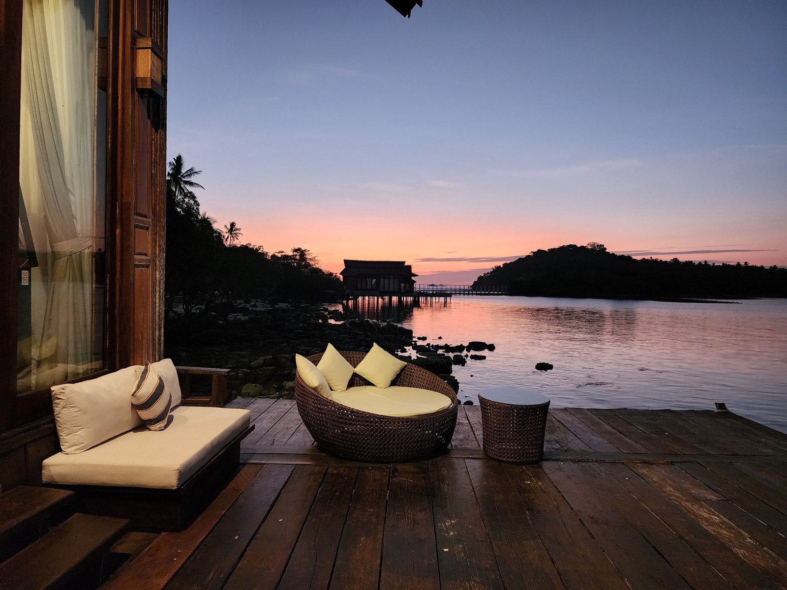 Full Moon Island Resort