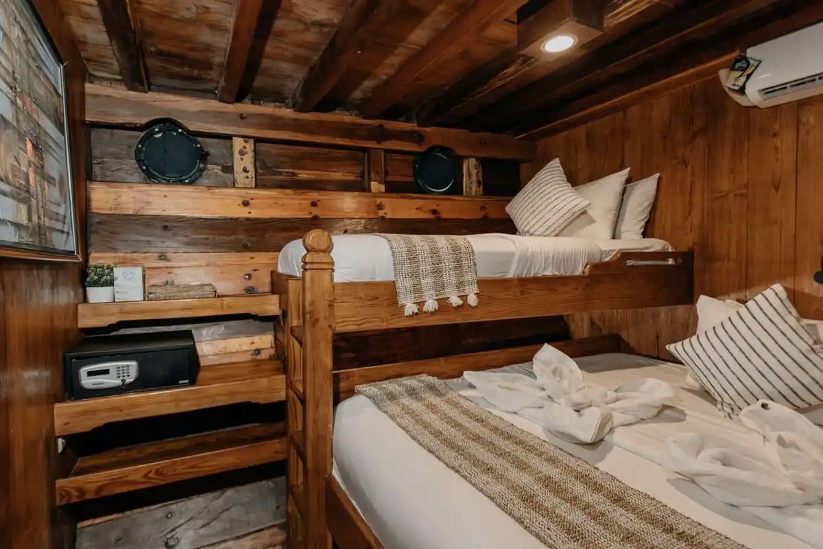 Private Charter Adishree