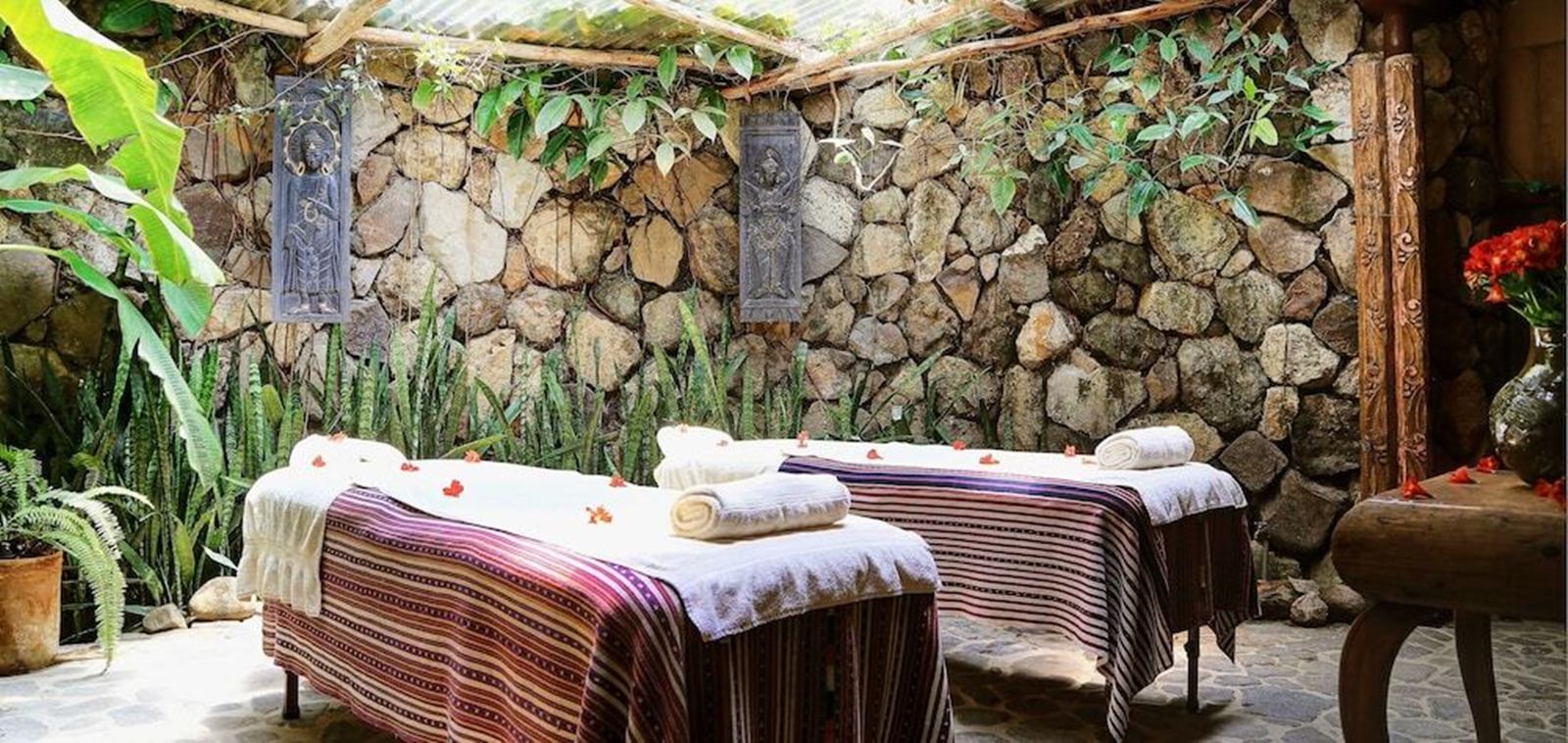 Laguna Lodge Eco-Resort & Nature Reserve