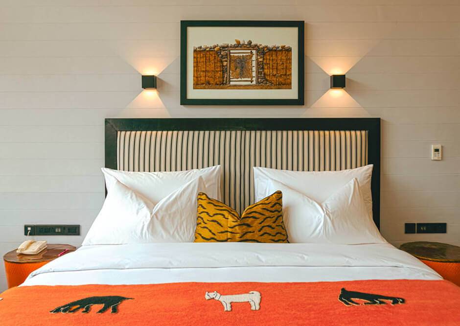 Shinta Mani Mustang - A Bensley Collection