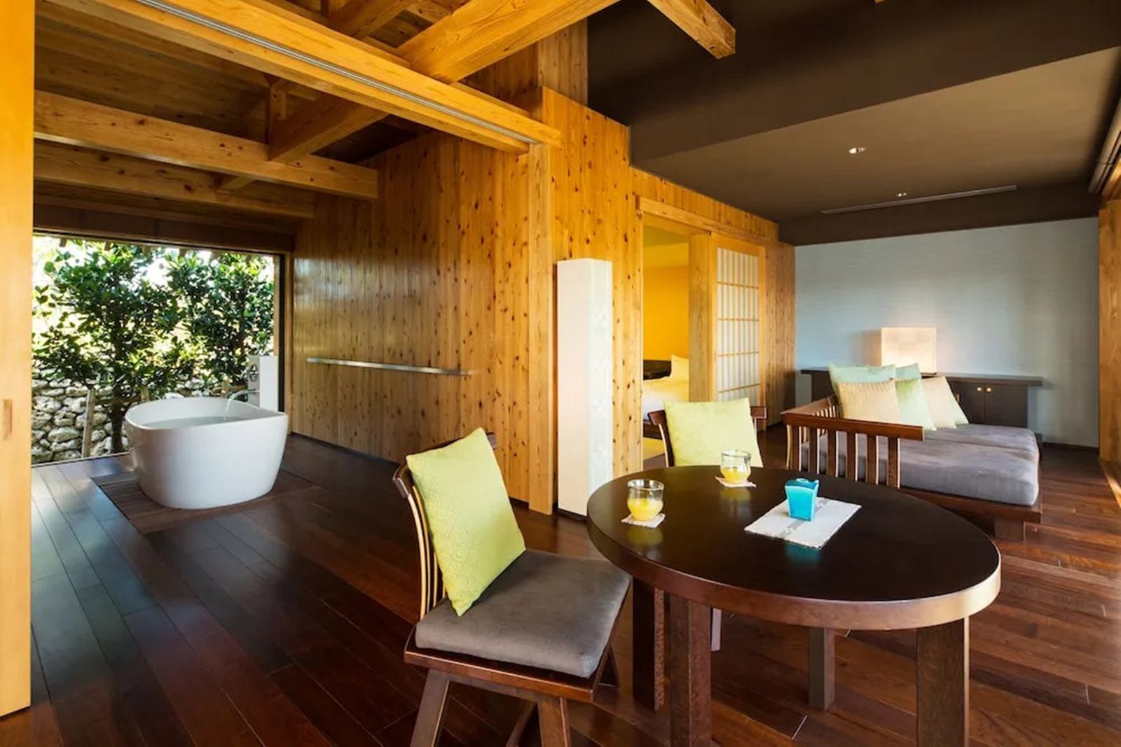  hotel Hoshinoya Taketomi Island  en Okinawa