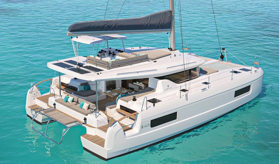 Catamaran Pirvado Lagoon 43 en su destino