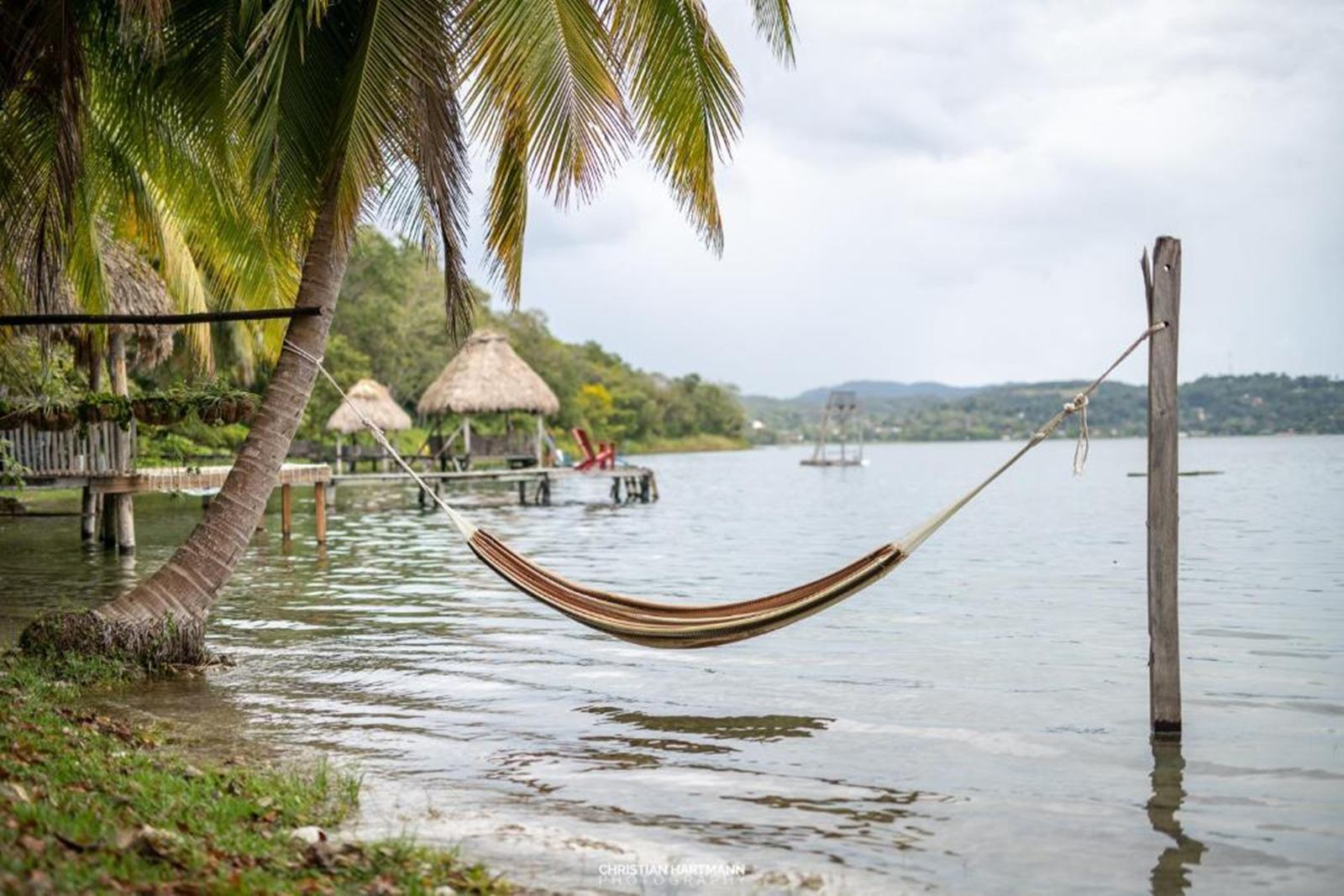 Hotel Gringo Perdido en lago peten itz