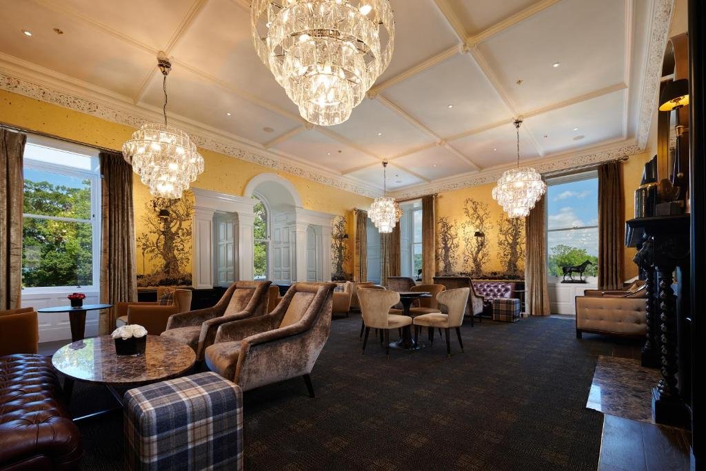 Loch Lomond Cameron House en su destino