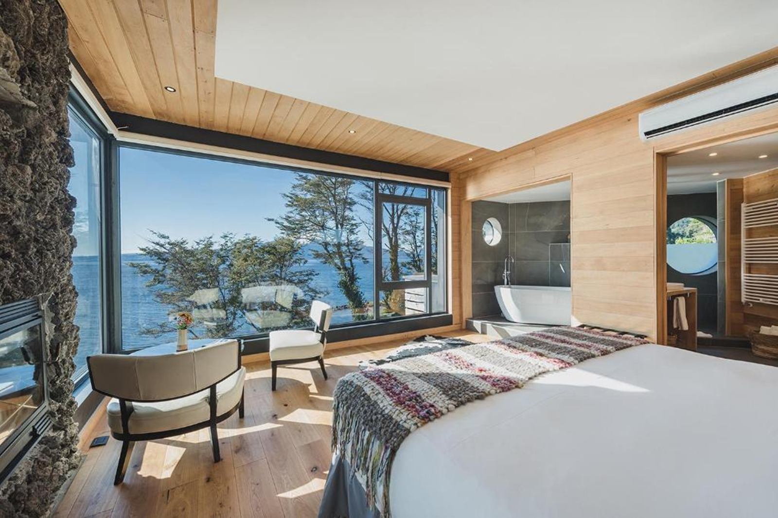 Hotel AWA en Puerto Varas